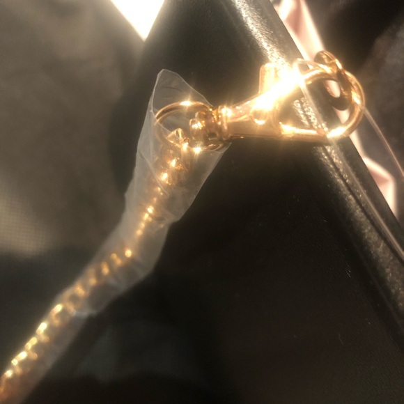 NWT Bloomingdales Aqua Black Leather Snap Clutch with Detachable Gold Chain